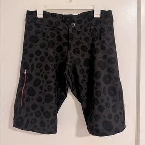 Women’s Mountain Bike Shorts